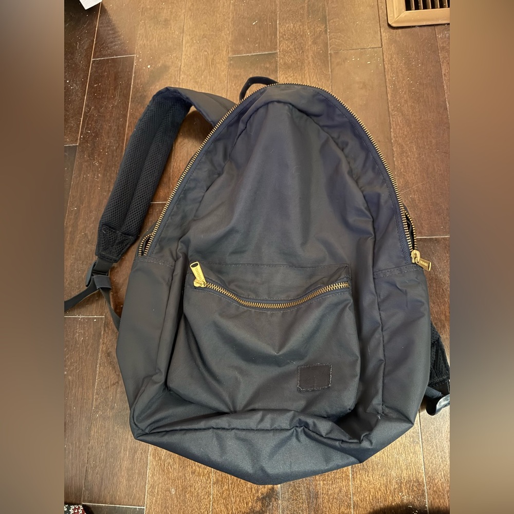Herschel navy backpack